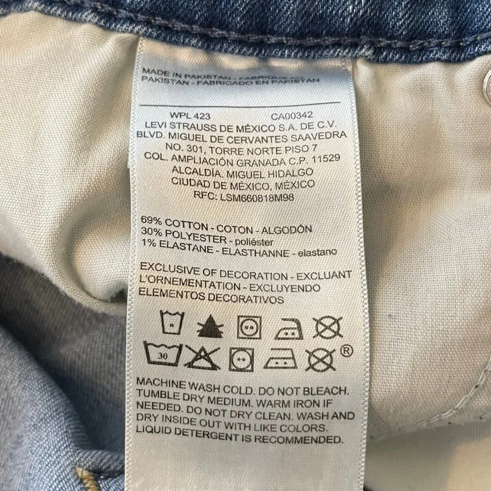 Signature by Levi Strauss Indie Sleaze Distressed Mid Rise Super Skinny Jeans 26